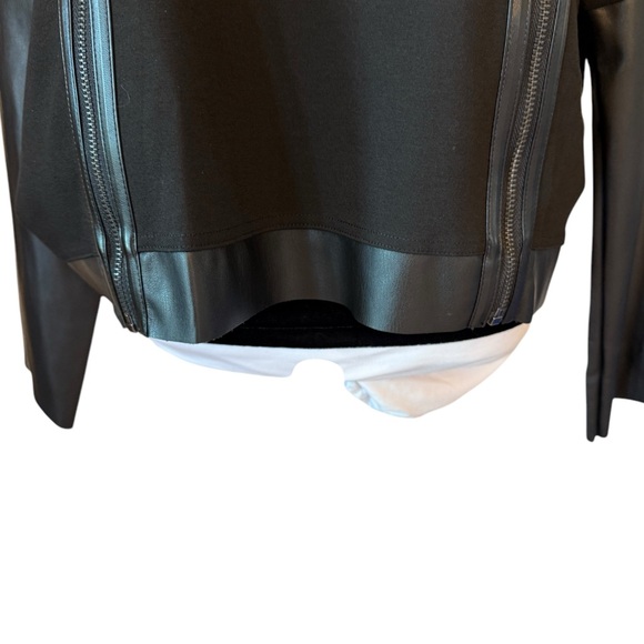 The HYLMA Vegan Leather Accent Zipper Top - Picture 12 of 14